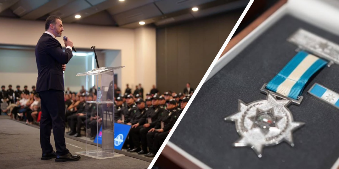 Condecoran a elementos de Policía y Tránsito por acciones de gran impacto social - VOZ Y OPINION - VOZ Y OPINION conmemoran a policías en monterrey